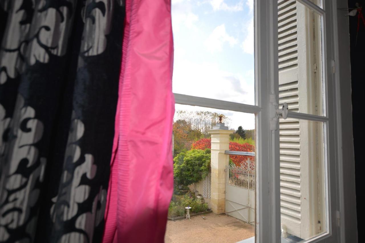 La Penesais Villa Beaumont-en-Veron Bagian luar foto